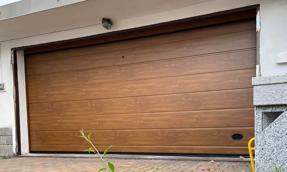 produzione porte sezionali Borgolavezzaro   Tel. +39  02 5030 7014